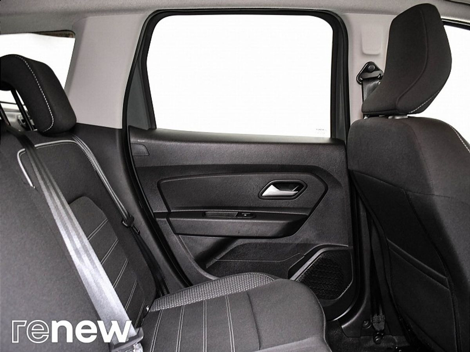 2023 Dacia Duster - image 13