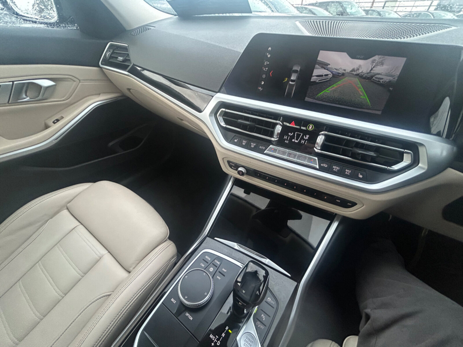 2019 BMW 3 Series 318d Sport €24,850