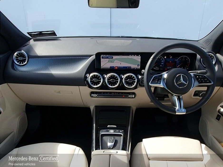 2025 Mercedes-Benz GLA Class - image 12