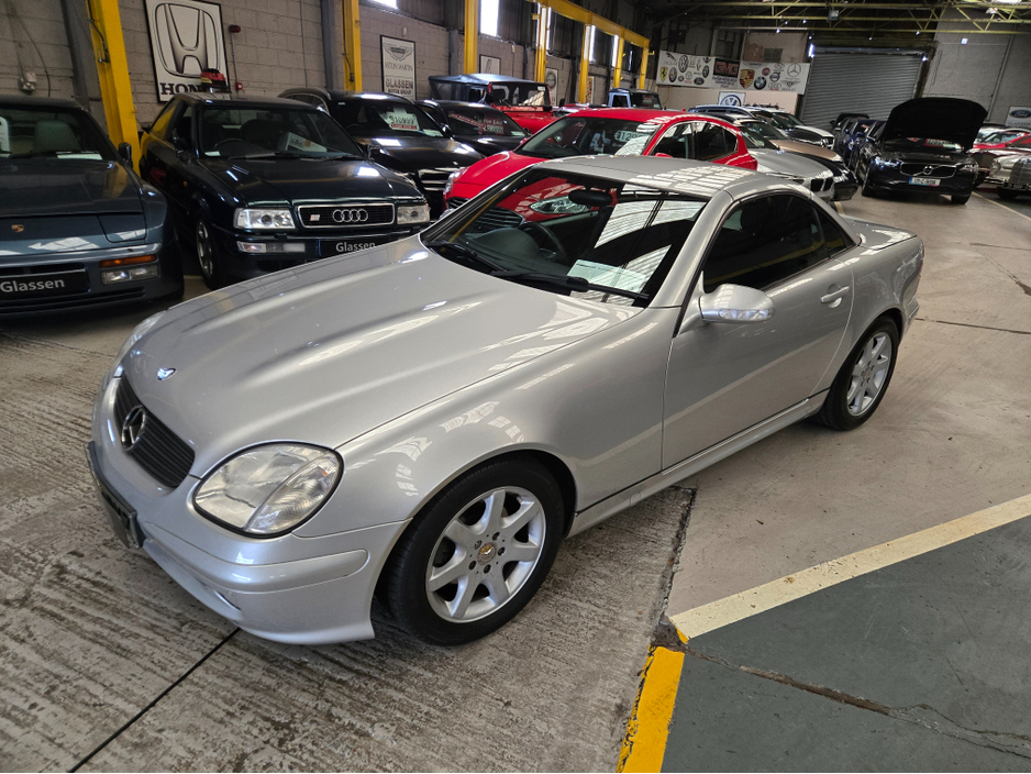 2004 Mercedes-Benz SLK Class - image 25