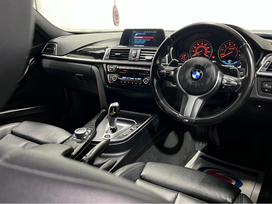 2018 BMW 3 Series - image 24