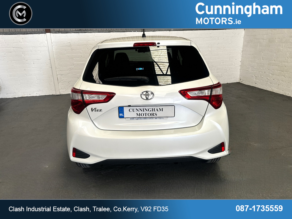 2018 Toyota Yaris - image 4