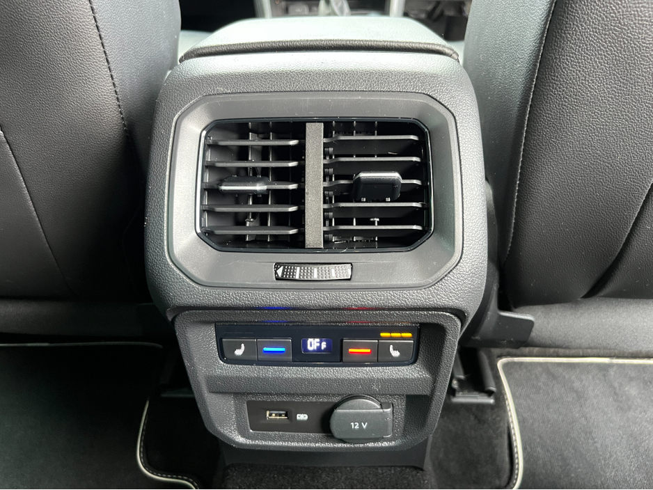 2019 Volkswagen Tiguan - image 11