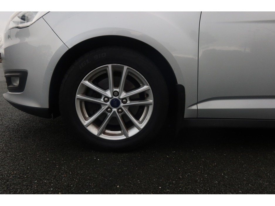 2015 Ford Grand C-Max 1.5 TDCI ZETEC 120 120PS 5DR €7,500