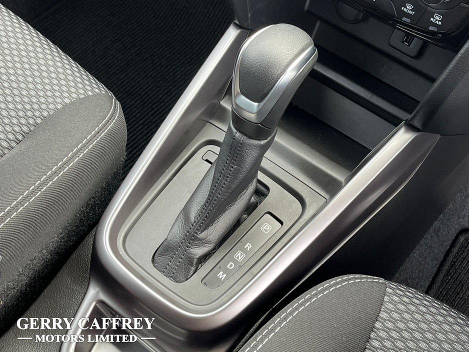 2025 Suzuki Vitara - image 17