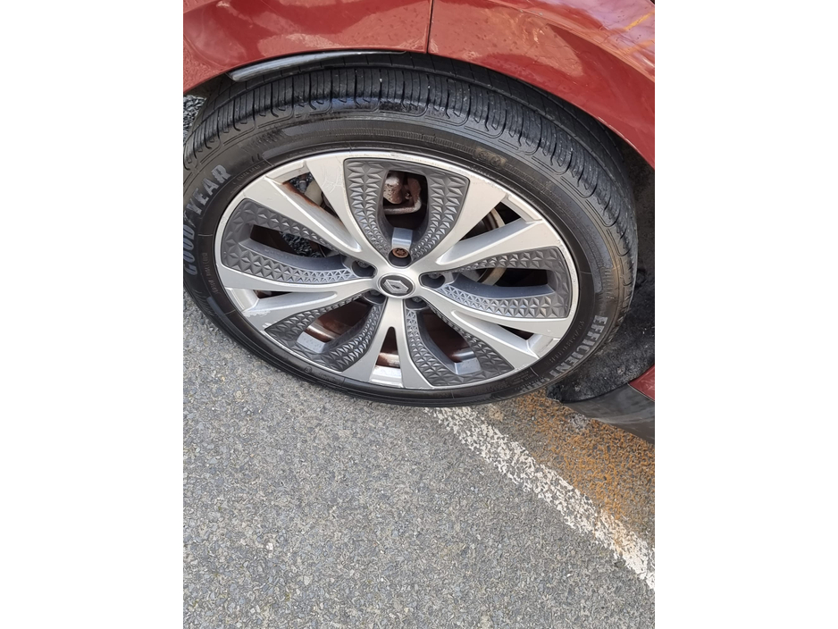 2017 Renault Grand Scenic - image 13