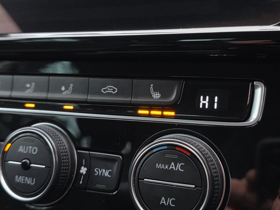 2018 Volkswagen Golf 1.0 TSI 115HP R-Line €18,999