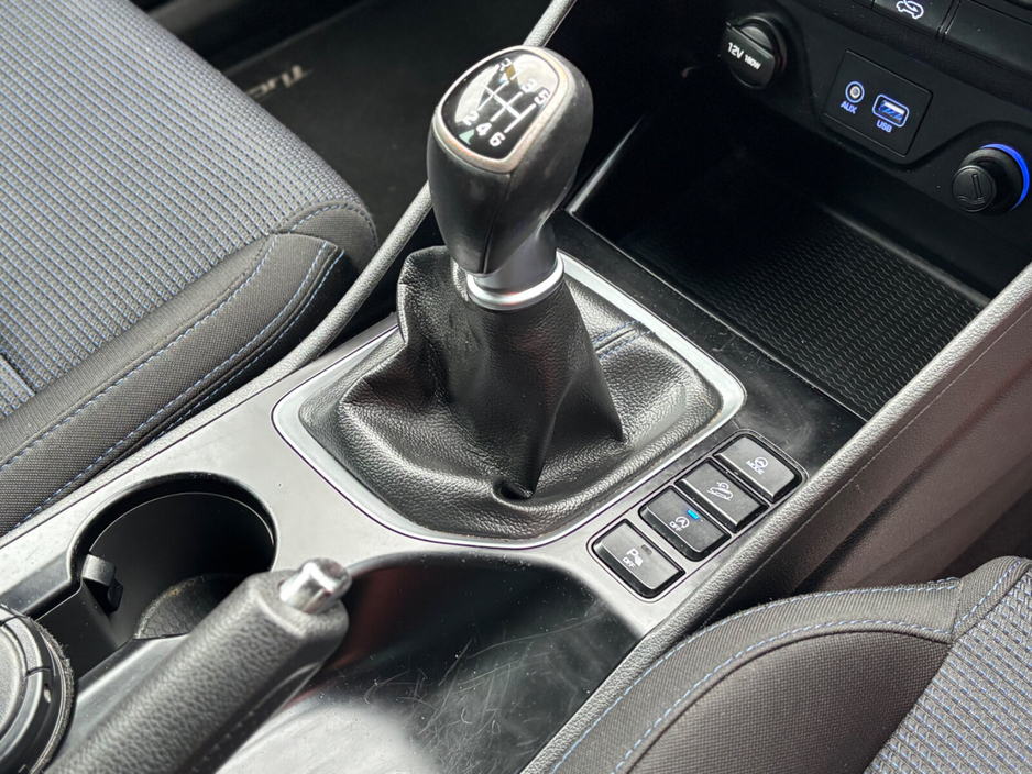 2016 Hyundai Tucson - image 12