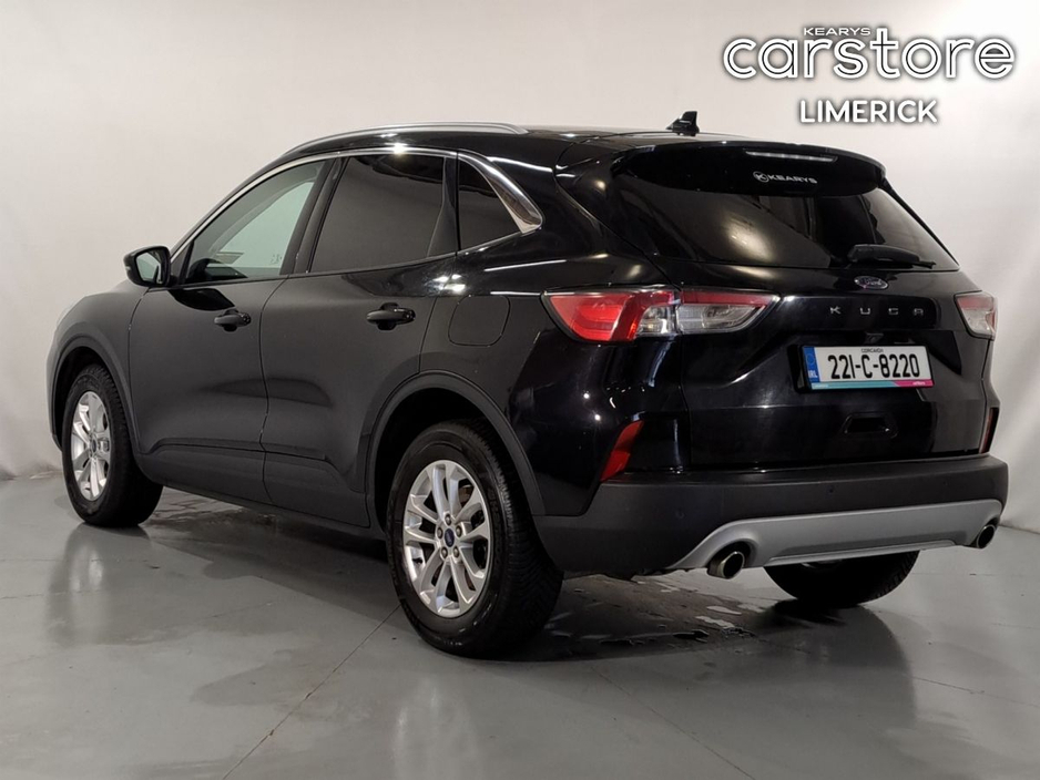 2022 Ford Kuga - image 5