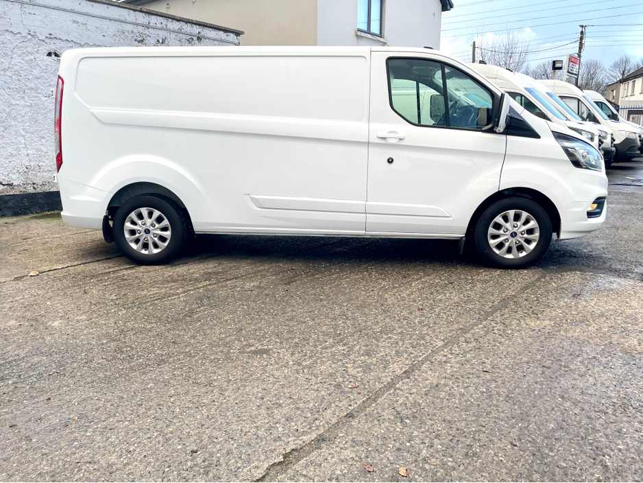2022 Ford Transit Custom 300L2 LIMITED EDITION 2.0 TDCI 130BHP M6 LWB €18,000