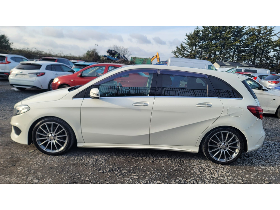 2016 Mercedes-Benz B Class - image 7