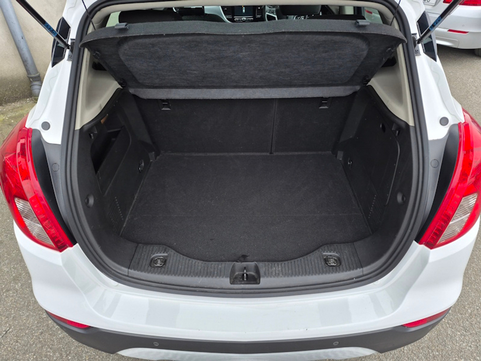 2017 Opel Mokka - image 10