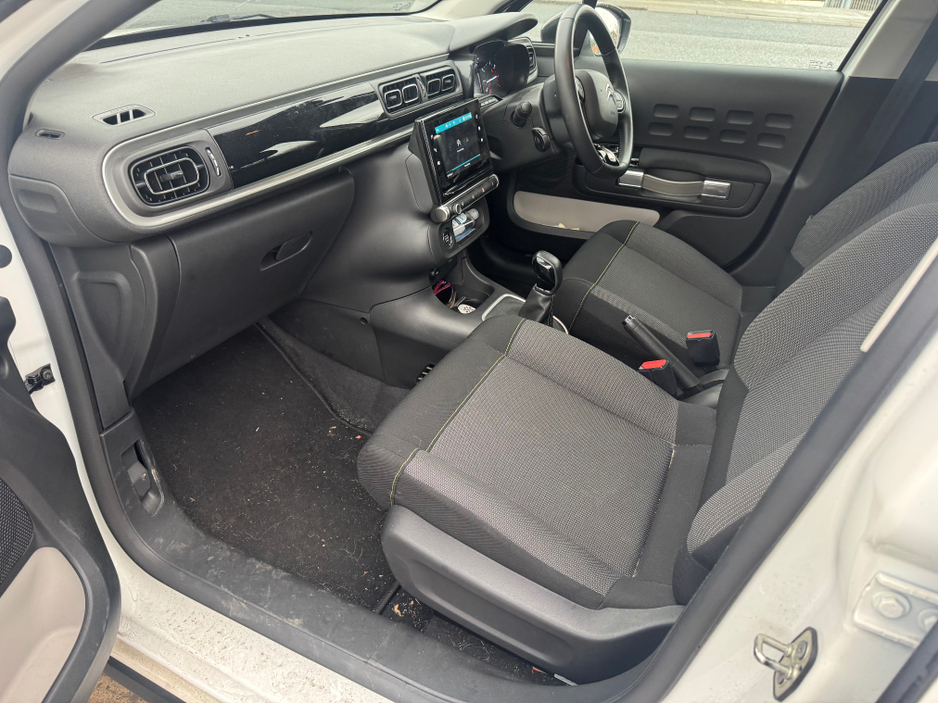 2023 Citroen C3 - image 15