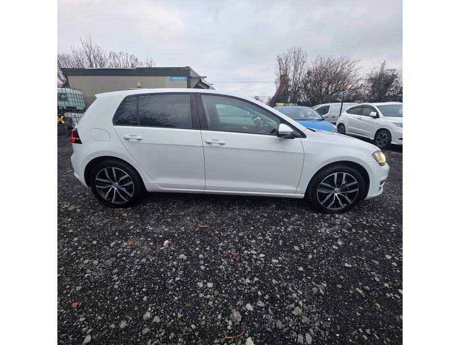 2017 Volkswagen Golf 1.4 TSI 3DR 150HP Highline €16,950