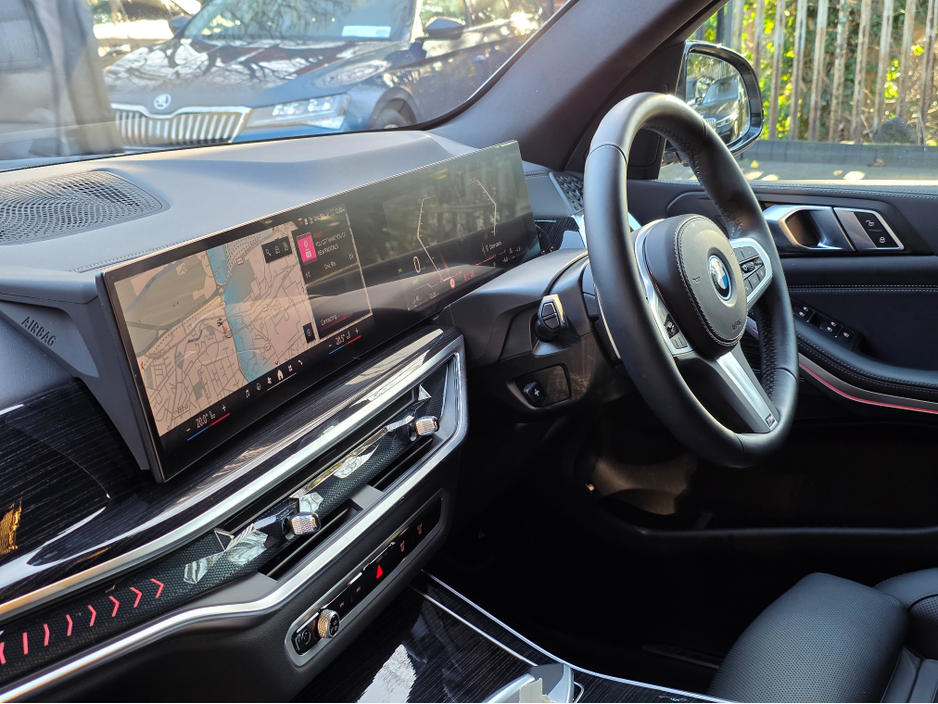 2025 BMW X5 XDRIVE50E M SPORT AUTO. ONLY 5K MILES. FINANCE ARRANGED. SIMI. AA APPROVED. €97,950