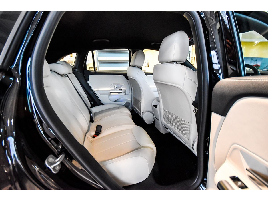 2025 Mercedes-Benz GLA Class - image 12