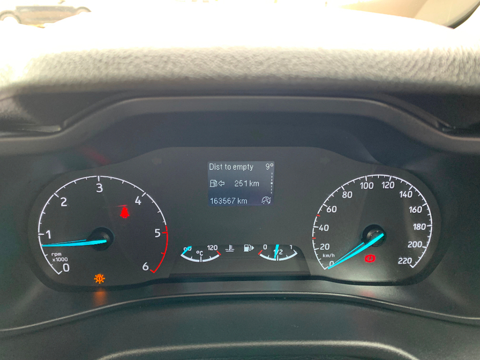 2021 Ford Transit Connect - image 18