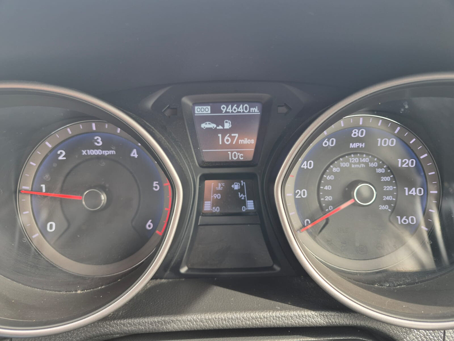 2015 Hyundai i30 - image 13