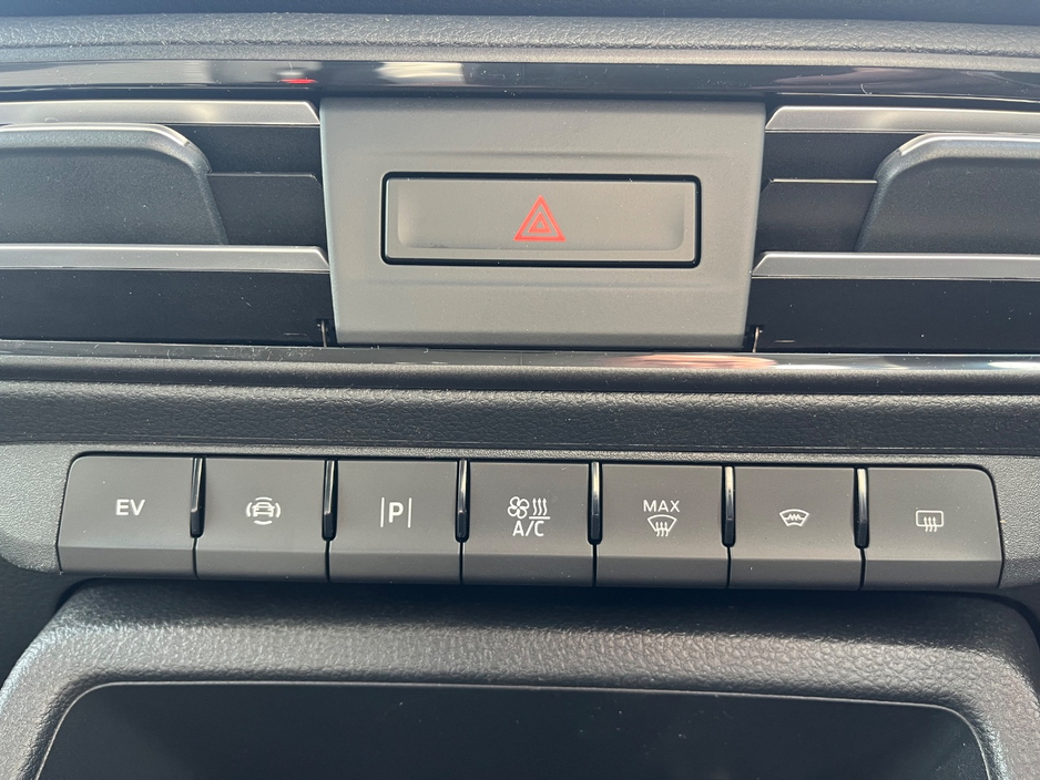 2026 Ford Tourneo Connect - image 18