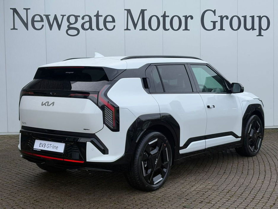 2026 Kia EV3 - image 5