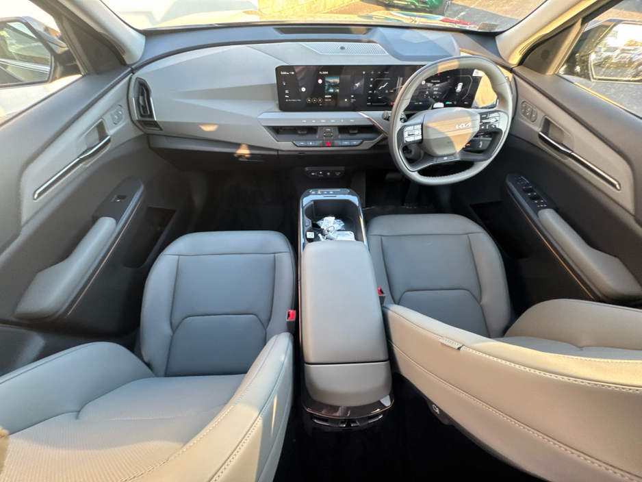 2026 Kia EV5 - image 10
