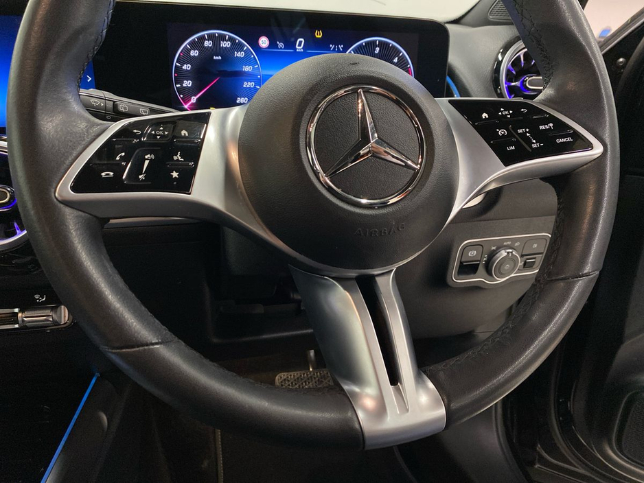 2025 Mercedes-Benz GLB 200 d 4 MATIC Progressive Line + (7)