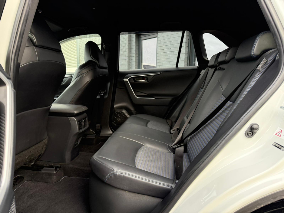 2021 Toyota Rav4 RAV4 PETROL HYBRID DYNAMIC , Only 57k , Heated Leather Seats , Sat-Nav , Reverse Camera , Cruise Control , Dual Zone Climate control , Fully Serviced & Fresh NCT , Finance €85 p/w & €15,950 deposit . €33,950