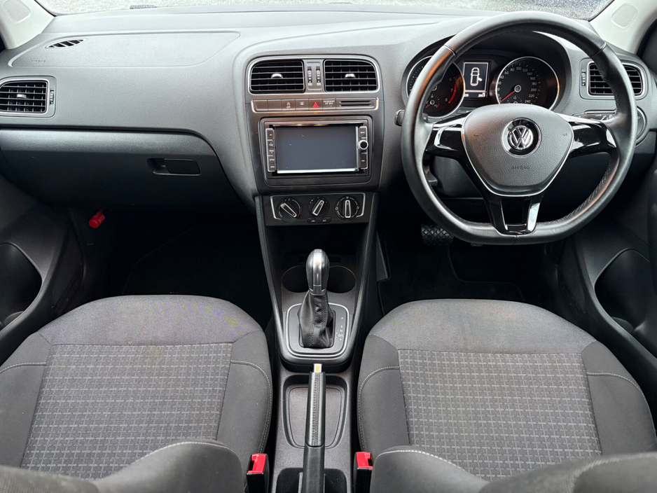 2016 Volkswagen Polo  €12,900