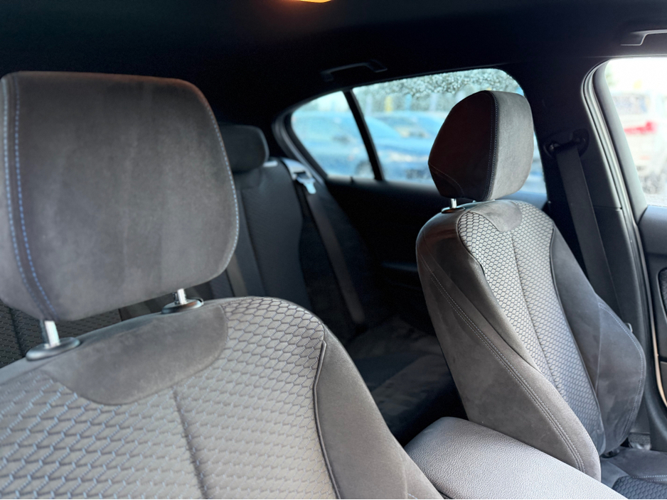 2016 BMW 1 Series - image 14