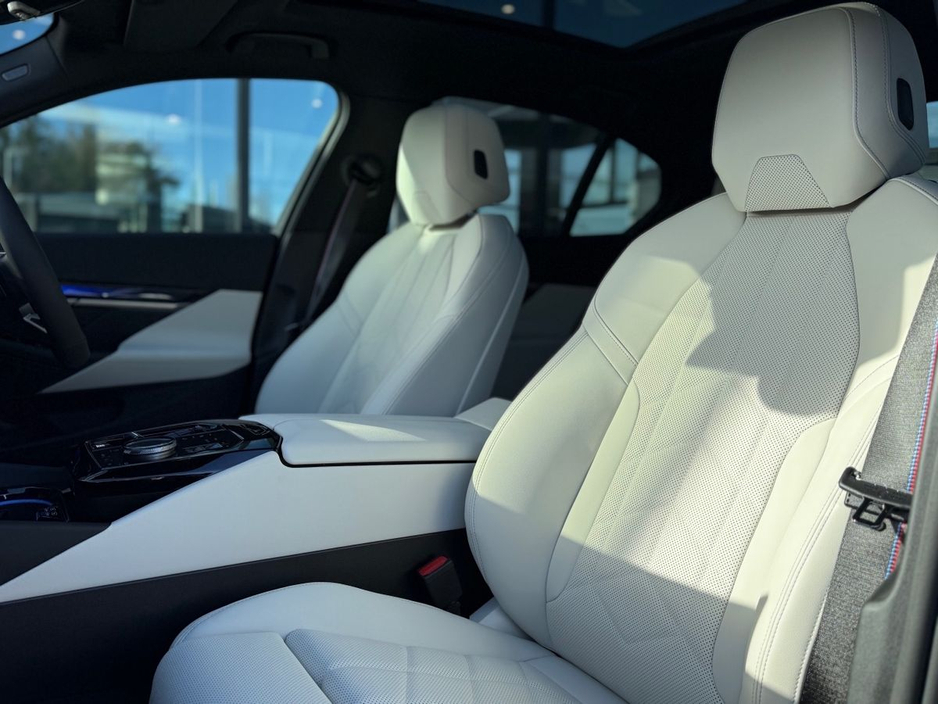 2026 BMW 5 Series - image 4