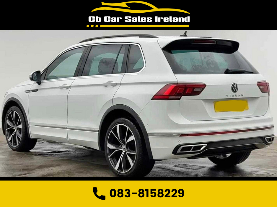 2022 Volkswagen Tiguan - image 3