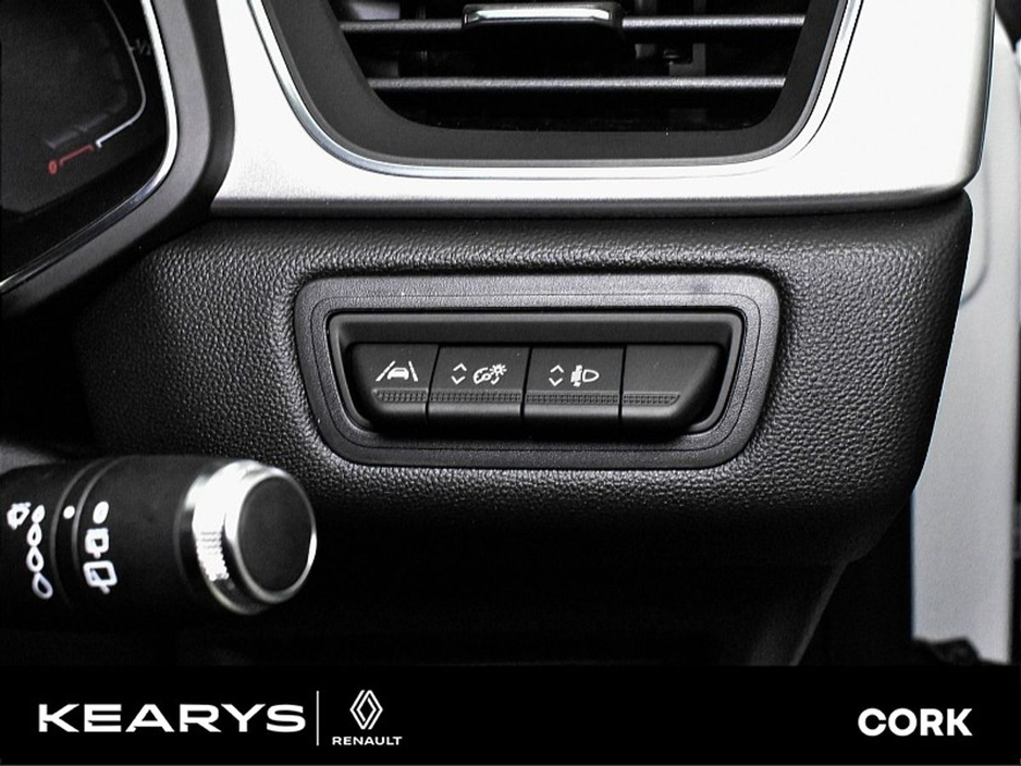 2020 Renault Captur - image 14