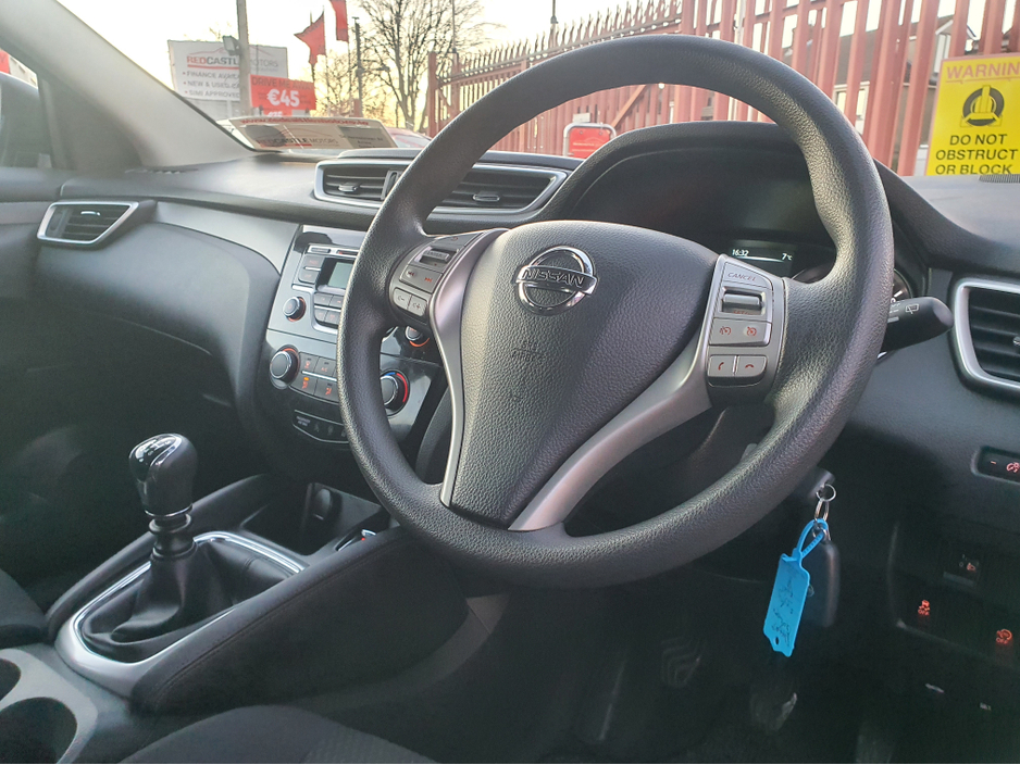 2017 Nissan Qashqai 1.2 PET XE E6 4DR (NCT 07/27) €12,950