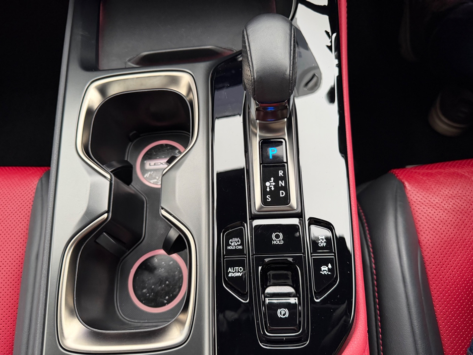 2023 Lexus NX 450 h+ - image 36