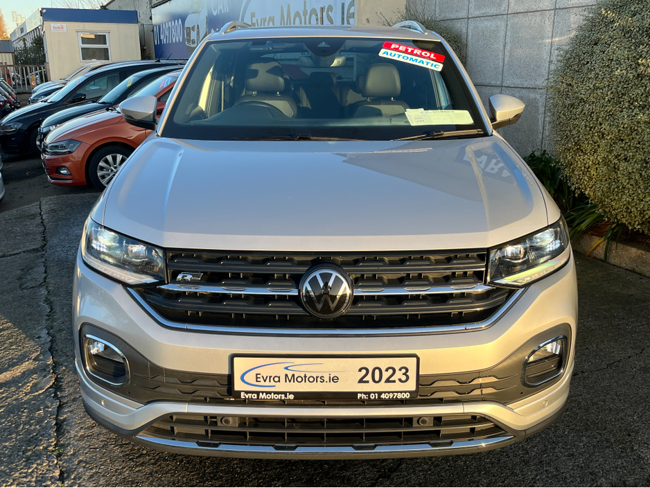 2023 Volkswagen T-Cross R-LINE AUTOMATIC 1.0 PETROL //HIGH SPEC//REVERSE CAMERA//HALF LEATHER SEATS//ADAPTIVE CRUISE CONTROL//KEYLESS ENTRY// €26,950