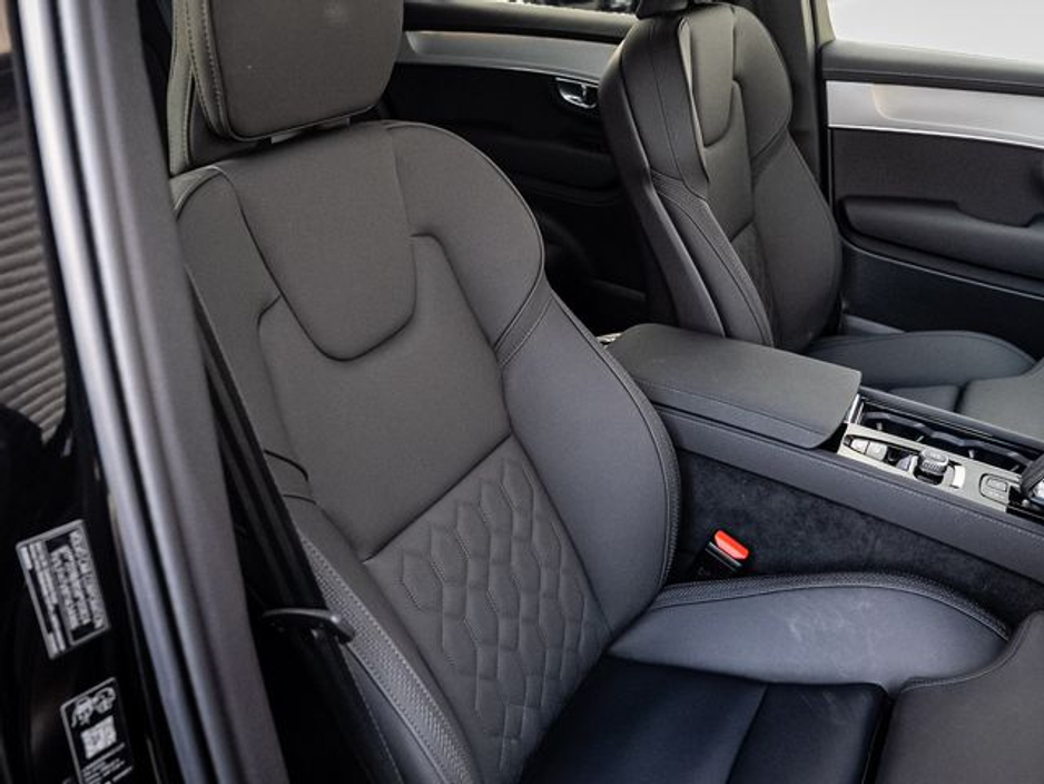 2025 Volvo XC90 T8 NEW MODEL AWD €73,950