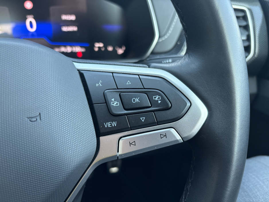 2025 Volkswagen T-Cross - image 15