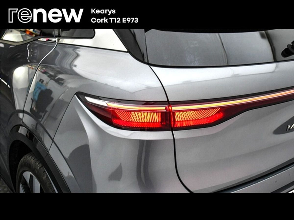 2024 Renault Megane E-Tech - image 16