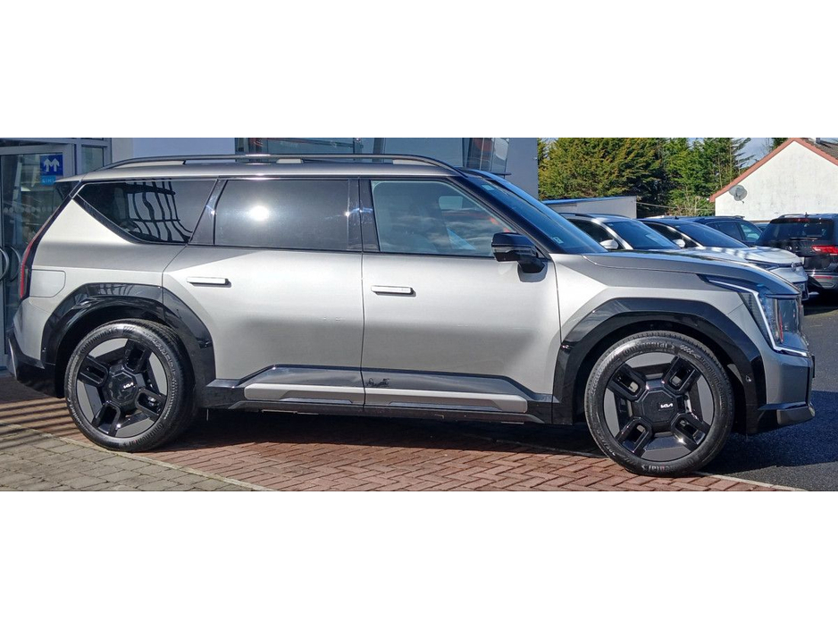 2026 Kia EV9 - image 2