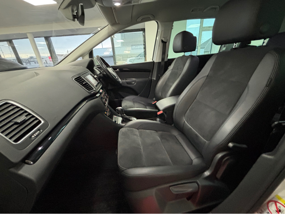 2020 Volkswagen Sharan *VOLKSWAGEN SHARAN* *AUTO LIGHTS* *DSG AUTO* *KEYLESS ENTRY* *REVERSE CAMERA* *7 SEATER* *MULTIFUNCTION STEERING WHEEL* *HEATED SEATS* *TRADE INS WELCOME*