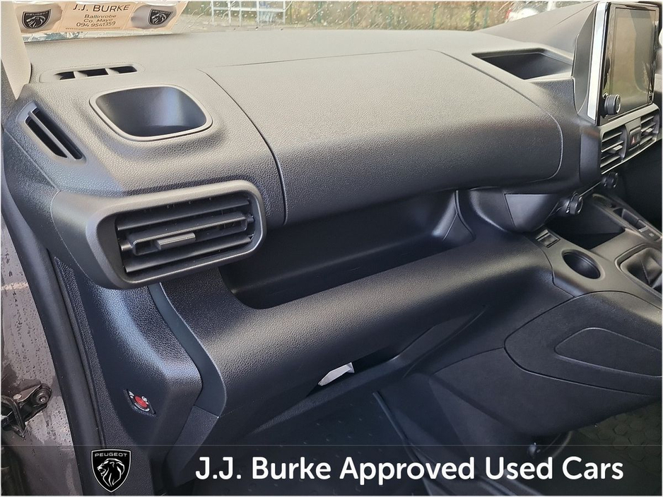 2024 Peugeot Partner PARTNER PRO PLUS 1.5 HDI 100 1