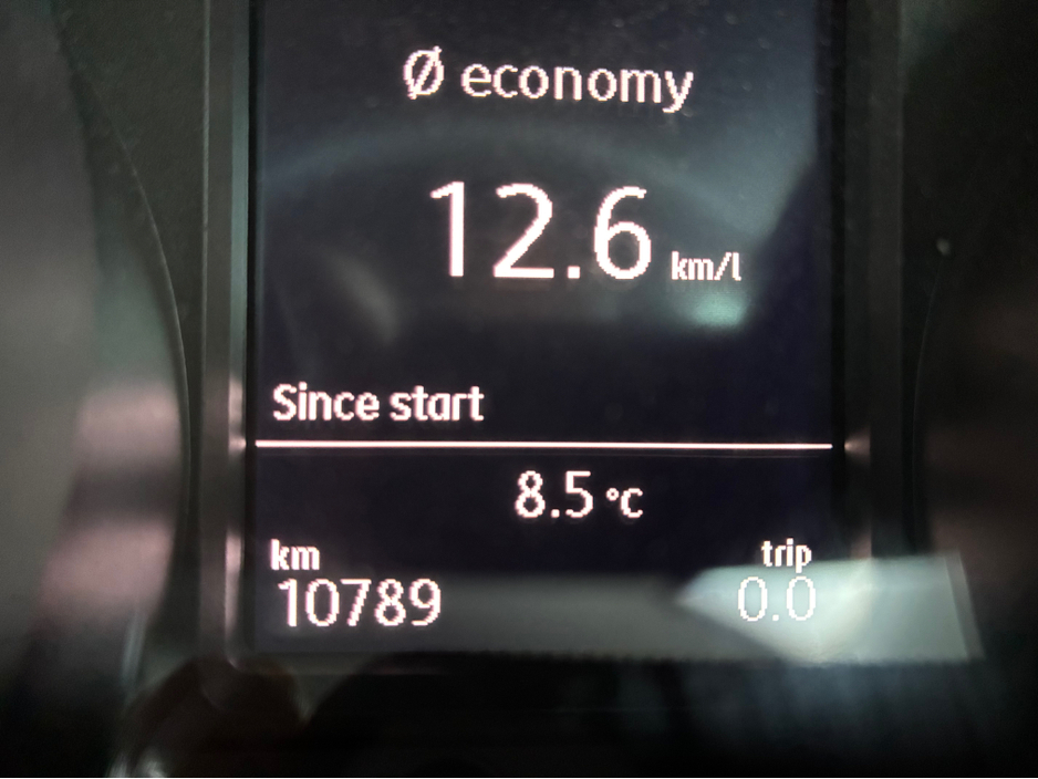 2017 Volkswagen Polo 1.2i TSI Petrol Active Automatic €14,750