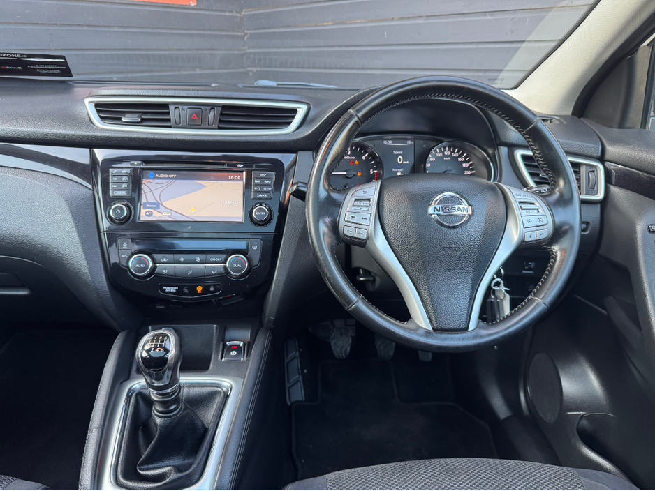 2017 Nissan Qashqai - image 7
