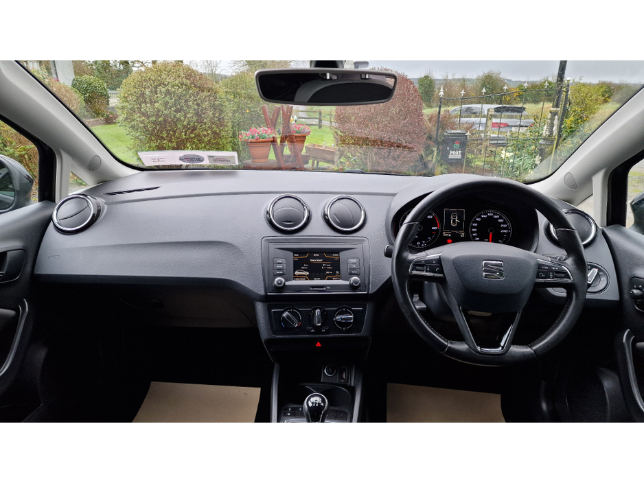 2017 SEAT Ibiza - image 7