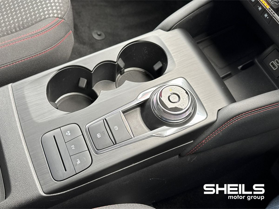 2022 Ford Kuga - image 19