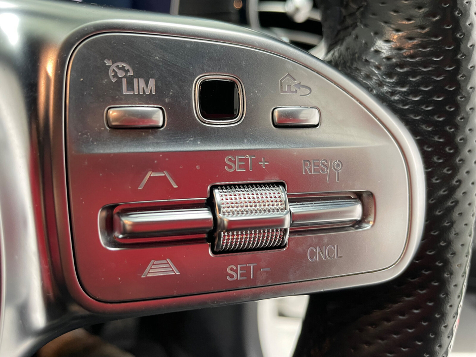 2018 Mercedes-Benz E Class - image 14