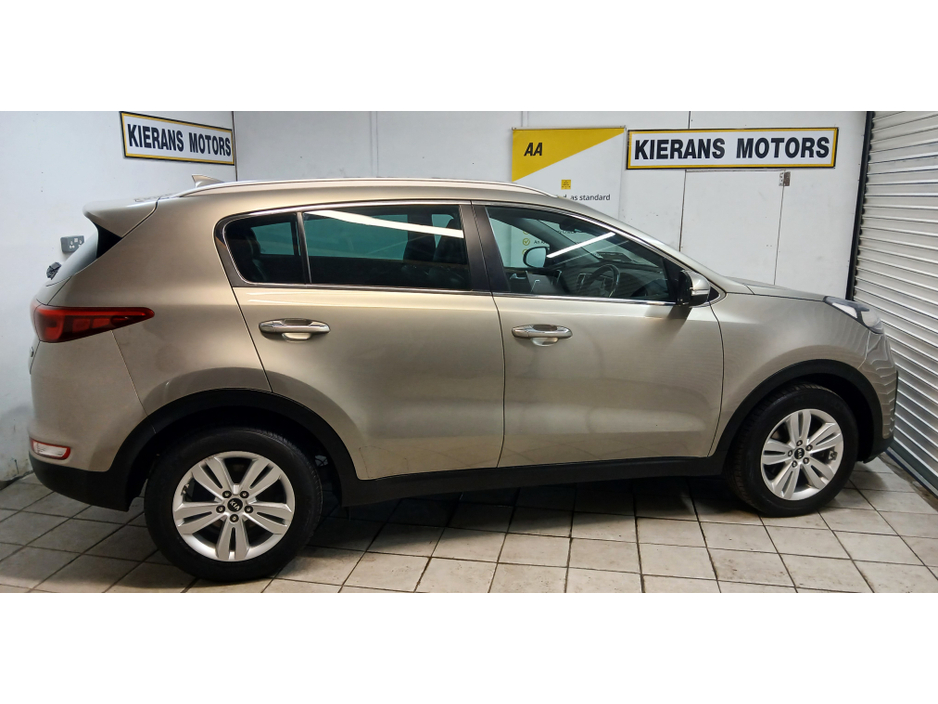 2017 Kia Sportage - image 7