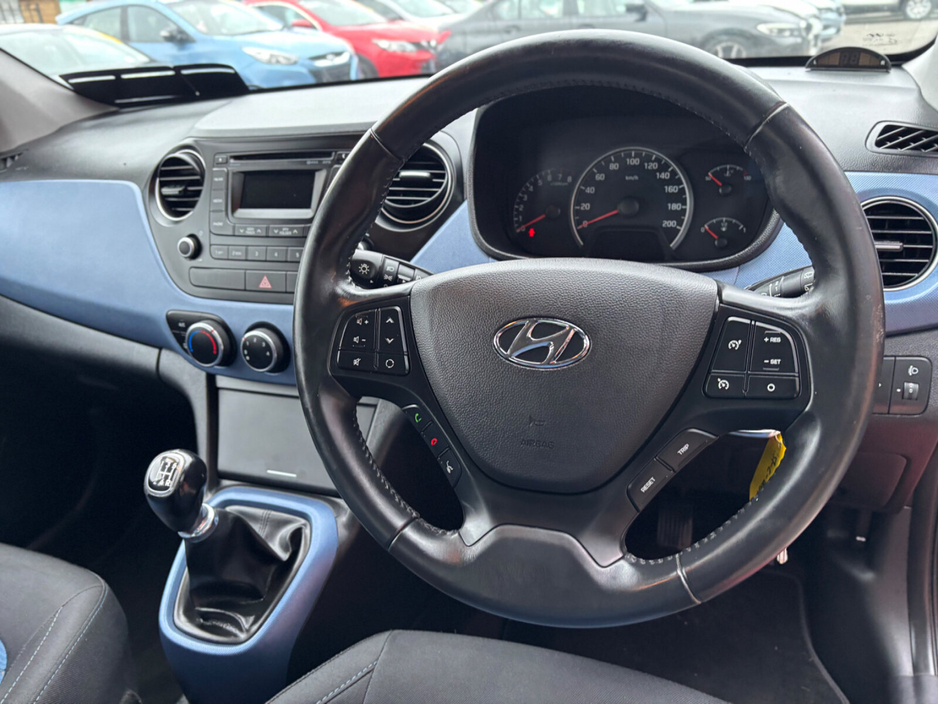 2015 Hyundai i10 - image 6