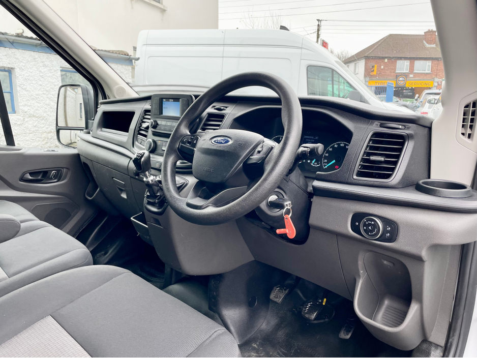 2023 Ford Transit - image 13