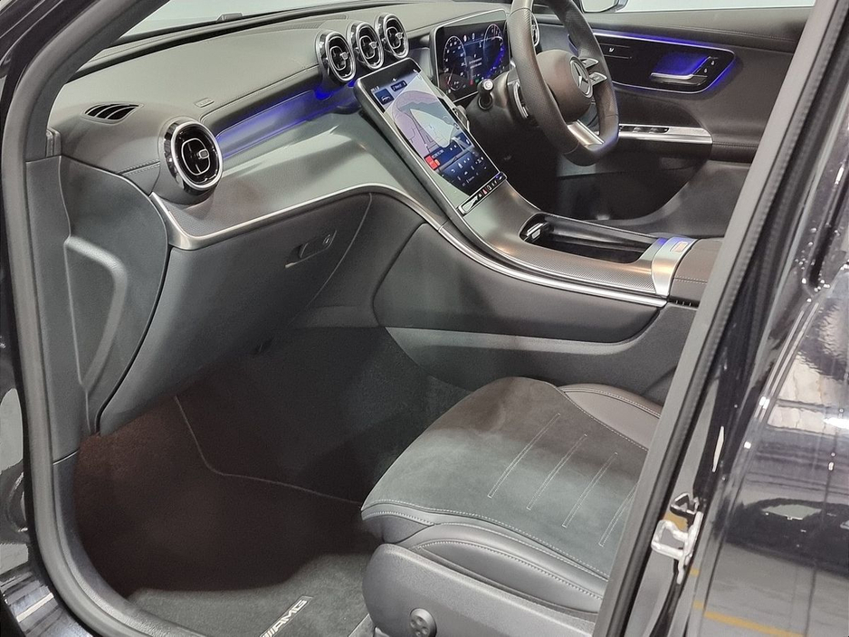 2025 Mercedes-Benz GLC Class - image 26